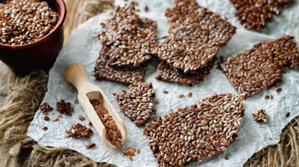 Estem segures que a totes vosaltres us agraden les galetes salades, per&ograve; sab&iacute;eu que les podem fer nosaltres mateixes? A la Palmira tenim una recepta secreta per a fer-les saludables. El&nbsp;dijous 17 de mar&ccedil;&nbsp;a la tarda aprendrem a mesurar i manipular tots els ingredients per cuinar la recepta plegades. Teniu ganes de galetes? Us hi esperem! Activitat per a fam&iacute;lies amb infants de 5&nbsp;a 11&nbsp;anys. Cal inscripci&oacute; pr&egrave;via&nbsp;de l'infant i haur&agrave; de venir acompanyat d'una persona adulta.&nbsp; Activitat presencial. Si teniu cap dubte, podeu contactar&nbsp;amb nosaltres a trav&eacute;s del correu&nbsp;ccpalmiradomenech@elprat.cat&nbsp; Torna la Tarda en fam&iacute;lia&nbsp;a la Palmira! Ens trobarem els dijous de 17:30 a 18:30&nbsp;h per passar una bona estona amb els i les m&eacute;s petites de la casa. Podreu compartir experi&egrave;ncies, fer treballs manuals, debatre temes que ens puguin interessar, jugar... Tenim un munt de propostes i volem sentir les vostres per poder construir aquestes tardes entre totes! &nbsp;Veure m&eacute;s