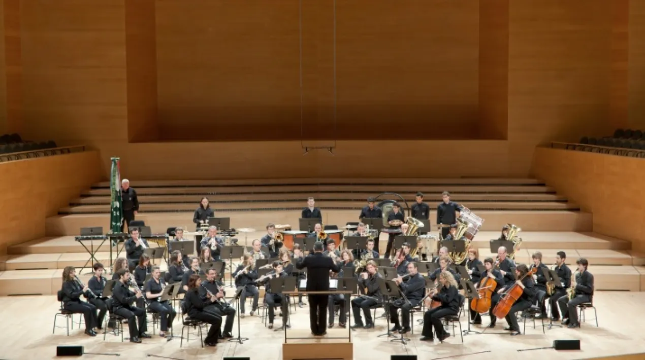 Un any més la Banda de Música del Prat ofereix el seu tradicional Concert de Santa Cecília. Enguany la banda dirigida pel mestre Joan Carles Chordà ens ofereix un reperotri de músiques de pel.lícules en les quals podrem escoltar bandes sonores de films com Avatar, Harry Potter, La La Land, Como entrenar a un dragón o Joc de Trons. Entrada gratuïtaVeure més