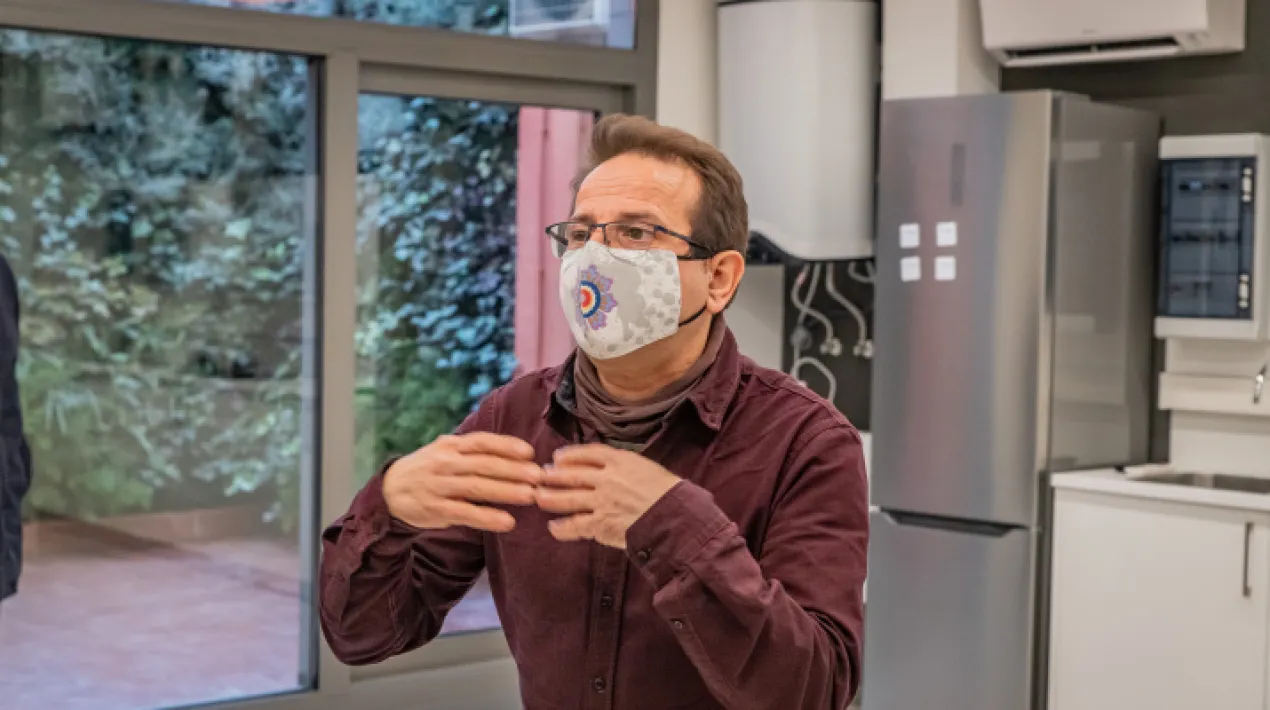 Per què ha pujat tant el rebut del gas? Es preveu que pugi encara més? Quines alternatives eficients tenim? Què l'aerotèrmia? Us convoquem a aquesta formació per explicar-vos tota la informació sobre aquests dos elements necessaris a les llars.  Per a poder assistir a la sessió us heu d'apuntar en el següent formulari: https://forms.gle/qa5za6bnouirmiWt6​   És important realitzar la inscripció prèvia.  Veure més