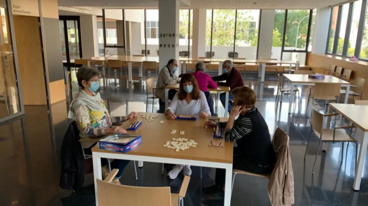 Vine i participa al primer torneig de Rummikub de la gent gran de la Palmira. Inscripcions el mateix diumenge a les 16:30h.  Per a més informació envia un correu a ccpalmiradomenech@elprat.cat o truca al 934794535 Activitat presencial.Veure més