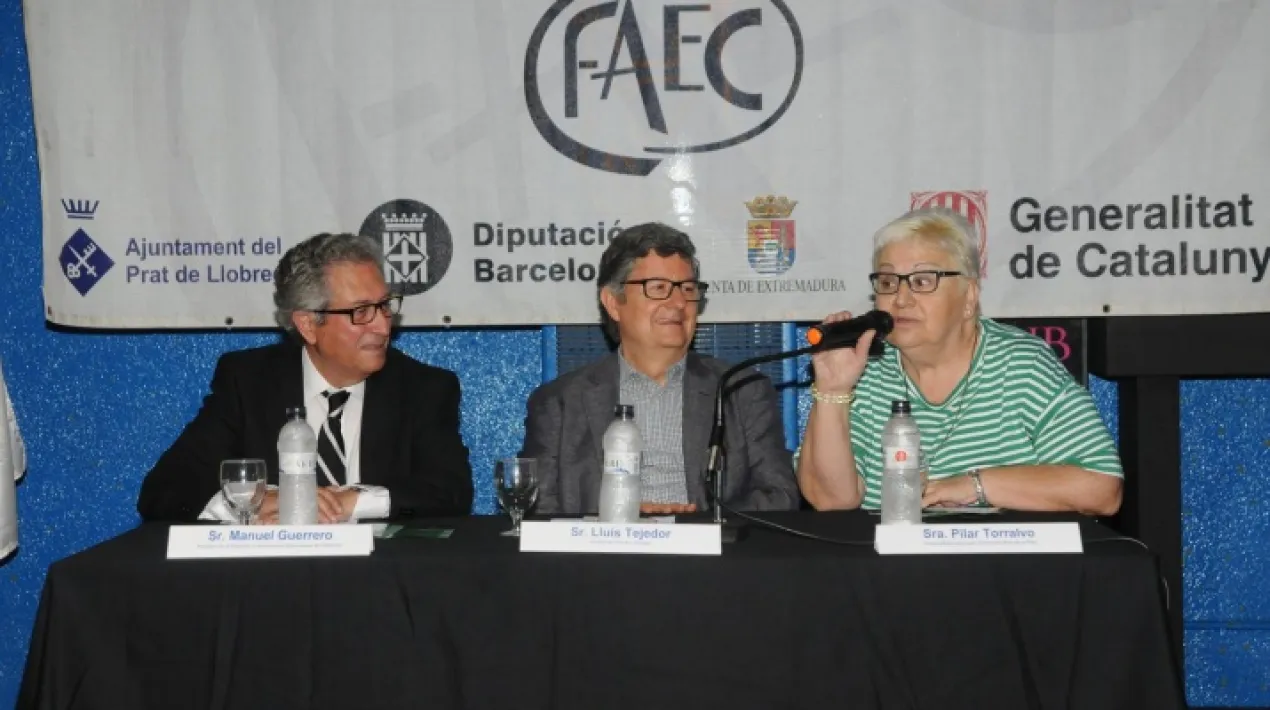 Programa: A les 18 h, inauguració de la Fira Comercial. Exposició de productes, artesania i turisme d'Extremadura   Clika aquí per veure programació de dissabte    Veure més