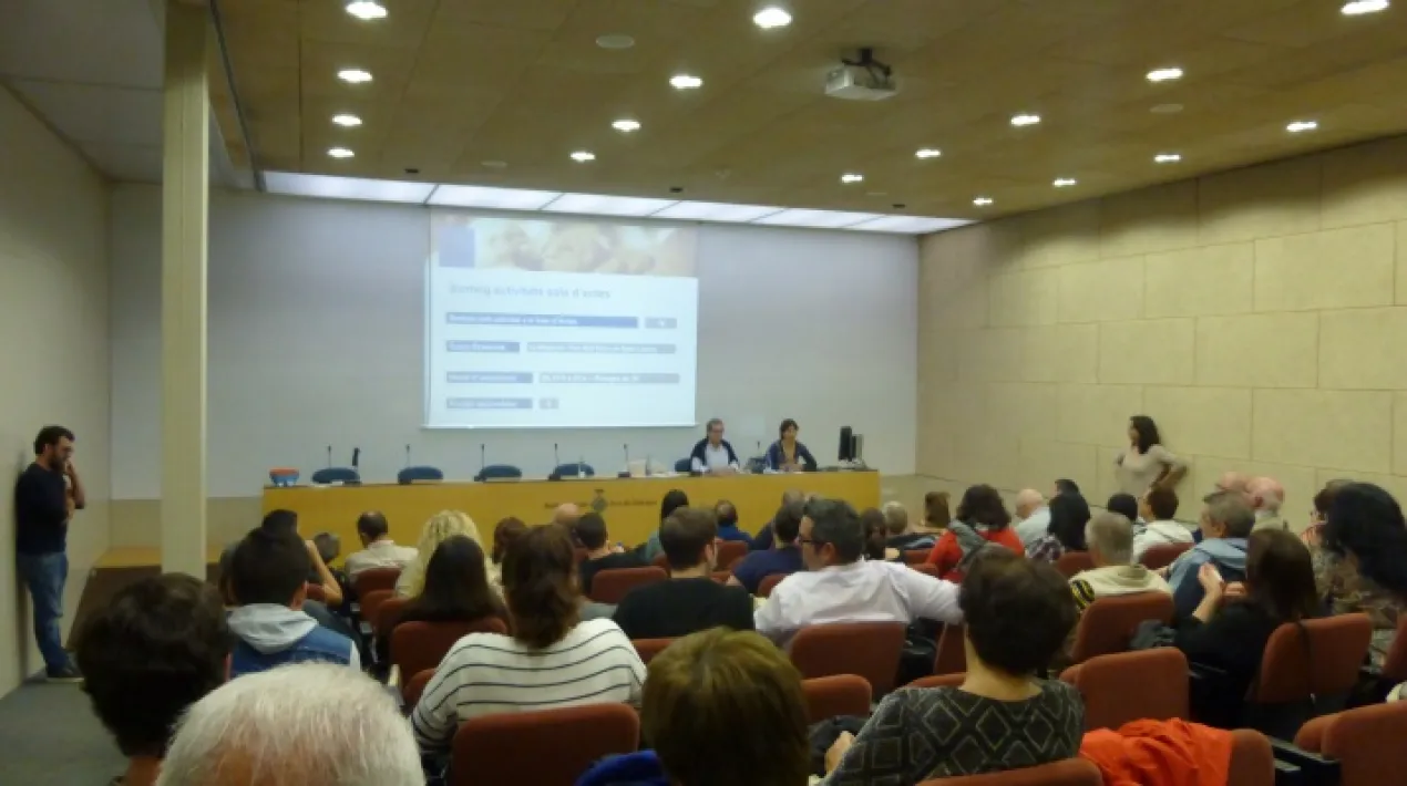 La funci&oacute; principal del Plenari ser&agrave; presentar la mem&ograve;ria, a nivell estad&iacute;stic, de la 19a Mostra d'Entitats i fer-ne l'avaluaci&oacute; del proc&eacute;s i l'esdeveniment per part de les entitats. Inscripci&oacute; pr&egrave;via a&nbsp;mostraentitats@elprat.cat&nbsp;indicant nom i cognoms de la persona assistent i l'entitat que representa.&nbsp;Veure m&eacute;s