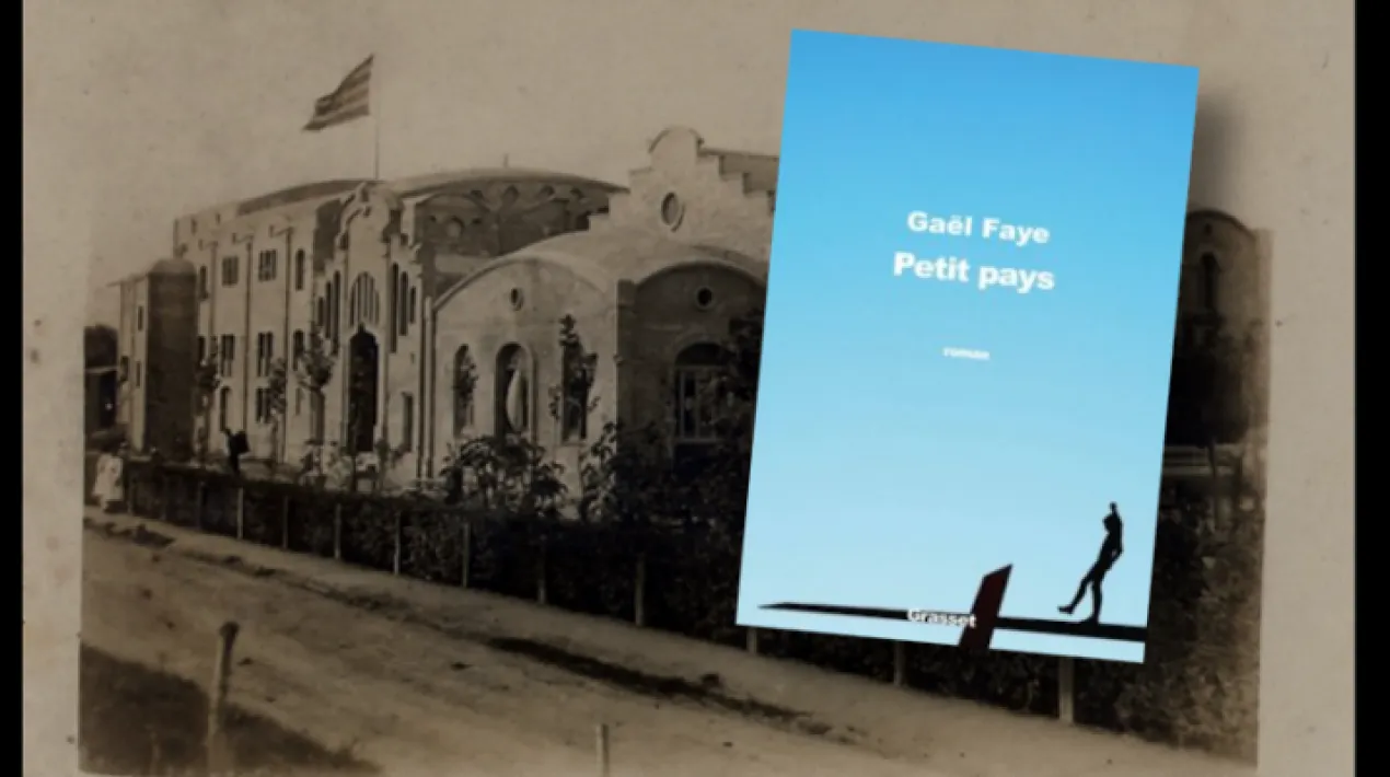Club de lectura moderat per Dolors Paulino Petit Pays, de Gaël Faye El Gabriel, de deu anys, viu a Burundi amb el seu pare, un emprenedor francès, la seva mare ruandesa i la seva germana petita, l’Ana, en un barri acomodat d’expatriats. El Gabriel passa la major part del temps jugant amb els seus amics, una colla alegre que es dedica a fer trapelleries aquí i allà. El dia a dia sense ensurts i la infantesa dolça i tranquil·la salten pels aires igual que aquest “petit país” d’Àfrica brutalment maltractat per la història. El Gabriel veu amb inquietud com se separen els seus pares i l’ombra de la guerra civil que s’acosta, a la qual seguirà el drama ruandès.Veure més