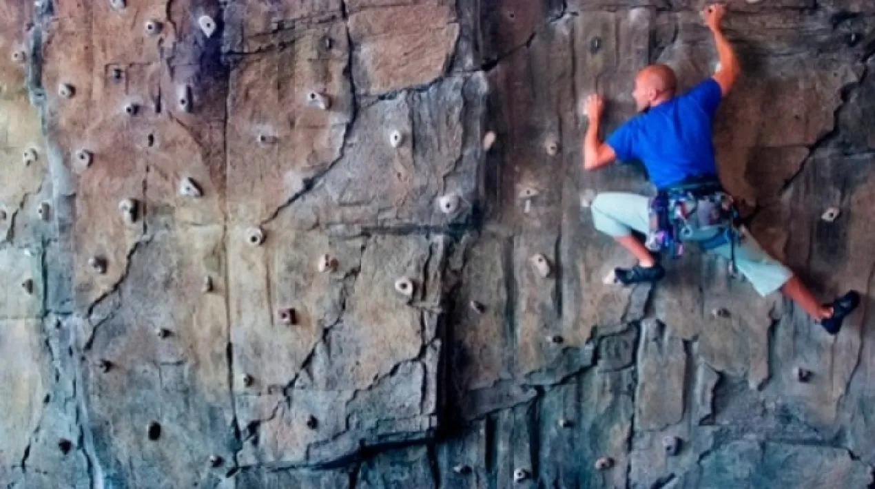 Gaudeix d&rsquo;aquesta pr&agrave;ctica esportiva, aprenent maniobres i recursos b&agrave;sics. Inscripci&oacute; pr&egrave;via. Aforament limitat. Cal portar roba c&ograve;moda. Inscripcions de l'1 de desembre&nbsp;fins el 10 de desembre. Inscriu-te i reserva la teva pla&ccedil;a a: El Lloro Veure m&eacute;s