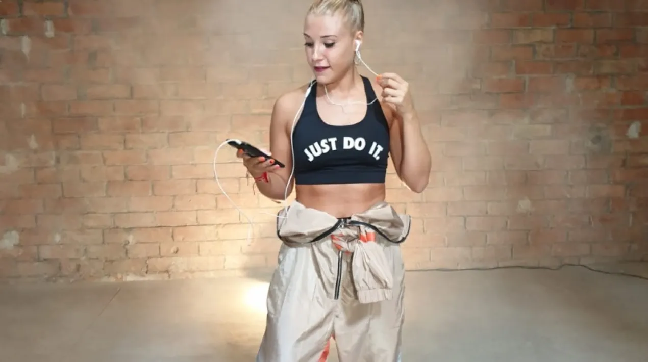 Aprèn a ballar dansa urbana amb RV Dance. Sense Inscripció. Activitat Oberta.   Veure més