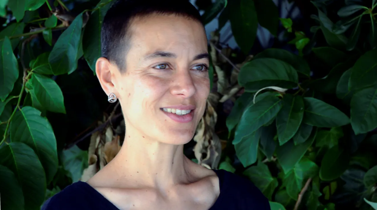 Xerrada en el marc del 8M, el treball de cura: tothom en parla per&ograve; qui el fa?&nbsp; Partipar&agrave; la&nbsp;Sara Moreno Colom.&nbsp;Doctora en Sociologia amb la Tesi Doctoral: &ldquo;Temps, treball i benestar quotidi&agrave;: una aproximaci&oacute; des de la vida quotidiana&rdquo; dirigida per la Dra. Teresa Torns Mart&iacute;n. Membre del Grup d&rsquo;Estudis Sociol&ograve;gics sobre la Vida Quotidiana i el Treball (QUIT) del Departament de Sociologia de la UAB. Ha participat en diverses recerques sobre q&uuml;estions relacionades amb l&rsquo;organitzaci&oacute; social del temps des de la perspectiva de g&egrave;nere tot posant l&rsquo;&egrave;mfasi en la q&uuml;esti&oacute; de les desigualtats socials i les pol&iacute;tiques socials.&nbsp; Tamb&eacute; participaran dones de l'&agrave;mbit de les cures en el sector sanitari, dom&egrave;stic i altres esferes.&nbsp; Amb la intenci&oacute; de posar en valor i visibilitzar com s'organitza la societat i com es sost&eacute; l'economia, gr&agrave;cies al treball de les cures en gran mesura encap&ccedil;alat per les dones.Veure m&eacute;s