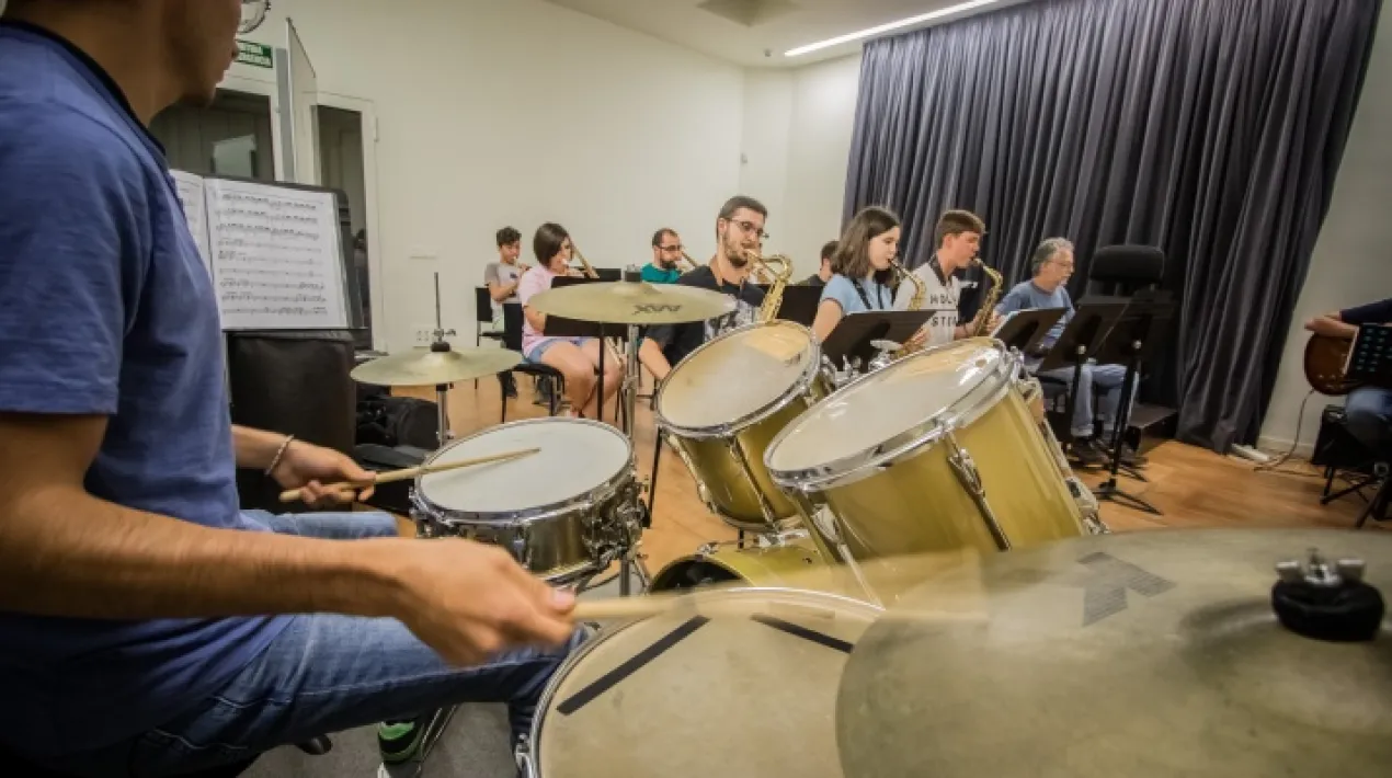 Audicions d'instruments de l'alumnat de L'Escola d'Arts en Viu a l'Auditori de Torre Balcells. Les audicions comencen el dimecres 15 de juny i s'allargaran fins al dimarts 21 de juny  Veure més