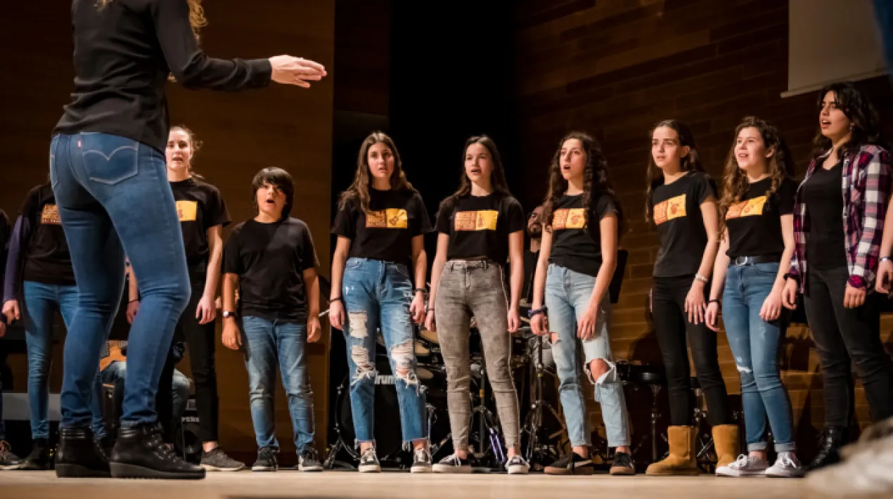 Concert de cors infantils i juvenils&nbsp;de l'Escola d'Arts en Viu. Per les limitacions d'aforament covid, la gesti&oacute; de les entrades per a aquest concert es realitzar&agrave; des de L'Escola d'Arts en Viu i &uacute;nicament per als acompanyants de l'alumnat.Veure m&eacute;s